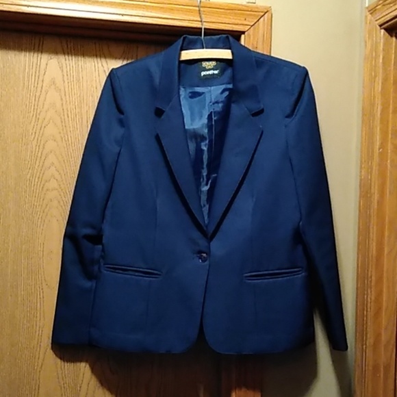 Panther brand Suit jacket and skirt - Picture 2 of 3